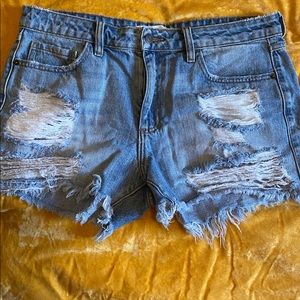 Hidden Jeans mid rise short